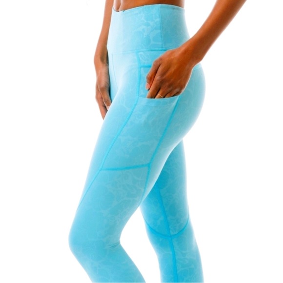 ZYIA Pants - Zyia Active Aqua Paradise Pocket Light n Tight Crop High Rise Leggings
